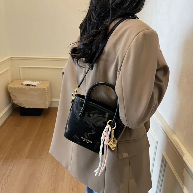 HCXK PU Shoulder Bag Crossbody Bag Casual Korean Style Bucket Bag Handbag Regular Women's Multicolor-18
