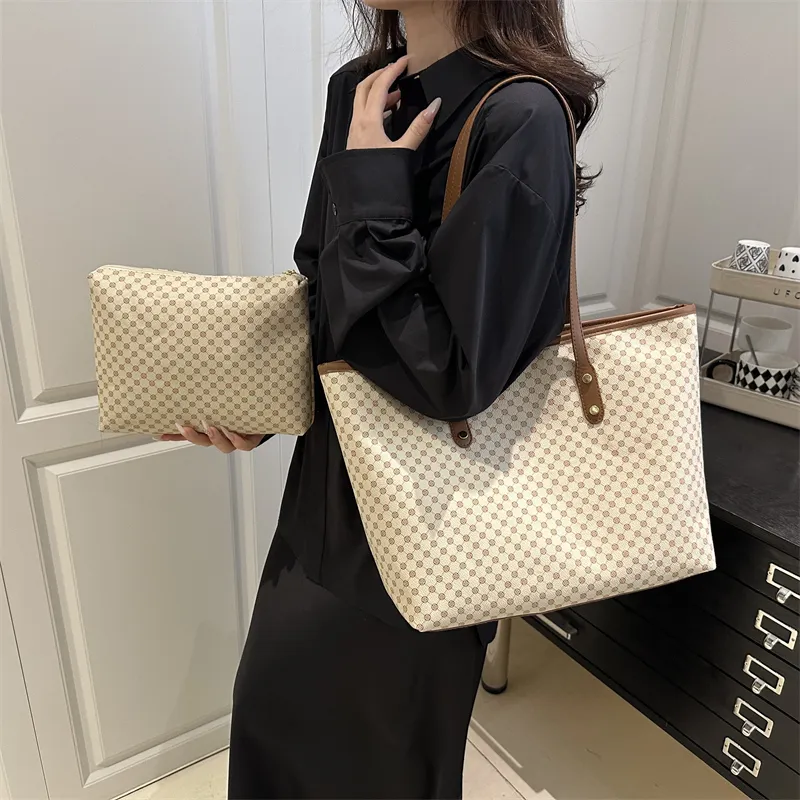 HCXK PU Shoulder Bag Regular Women's White/Black/Pink/Brown-16