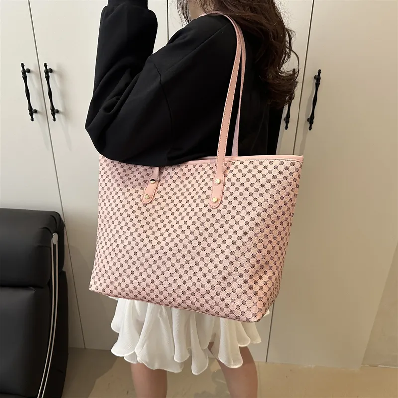 HCXK PU Shoulder Bag Regular Women's White/Black/Pink/Brown-3