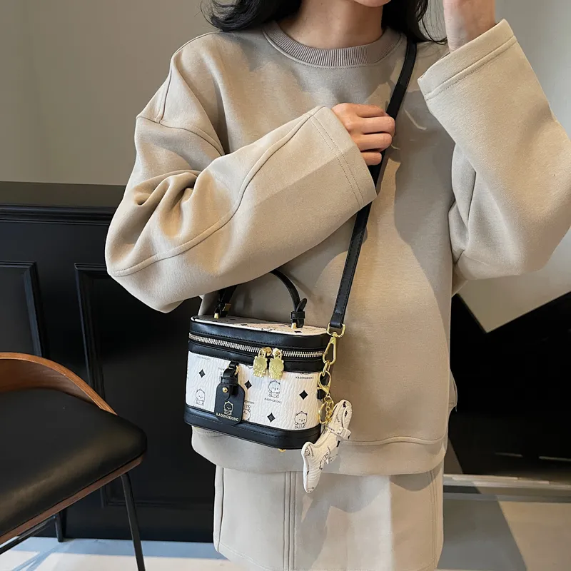 HCXK PU Fashion Shoulder Bag Crossbody Handbag Regular Women's Ecru/Black/White/Brown/Pink-19