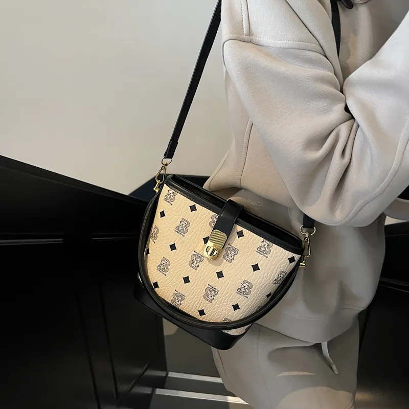 HCXK PU Handbag, Shoulder Bag, Crossbody Bag Women's White & Black/Black/Brown/Pink/Khaki-2