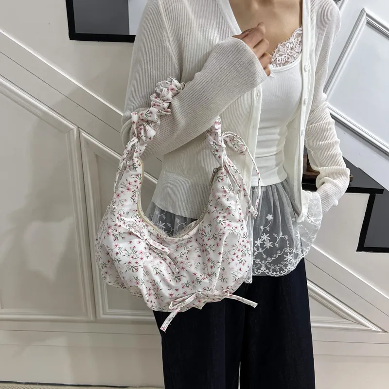 PULUWIRR Nylon Shoulder Bag Women's Multicolor-12