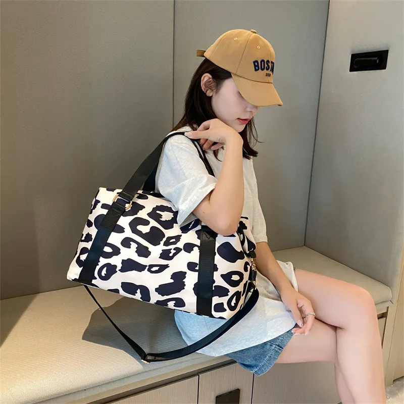 HCXK Oxford One Shoulder Travel Bag Unisex Multicolor-3