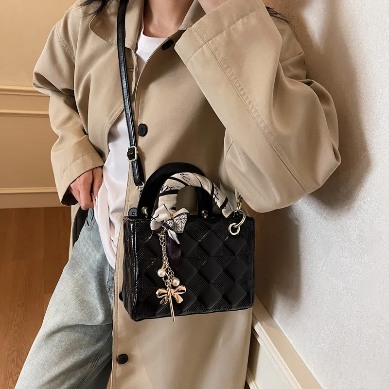 HCXK PU Handbag Women's Multicolor-13