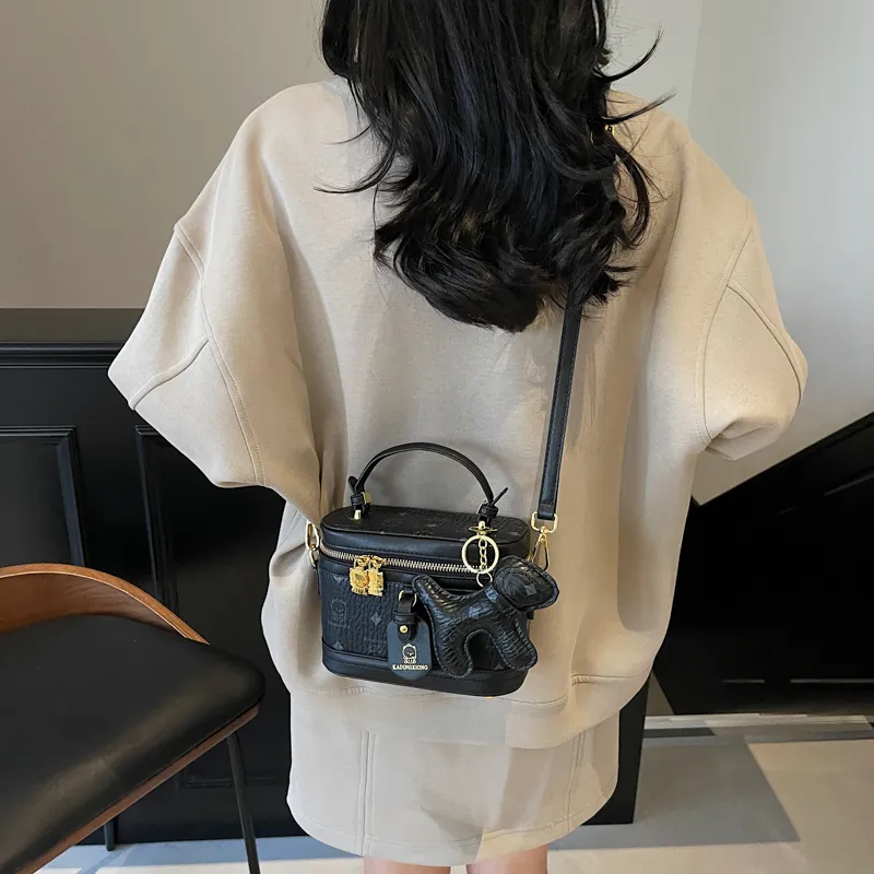 HCXK PU Fashion Shoulder Bag Crossbody Handbag Regular Women's Ecru/Black/White/Brown/Pink-21