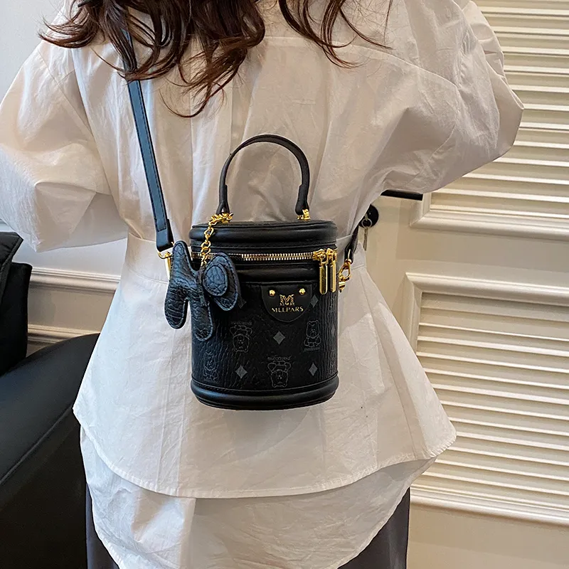 HCXK PU Bucket Bag, One Shoulder Handbag Women's Black/Pink/Yellow Brown/White & Black-3
