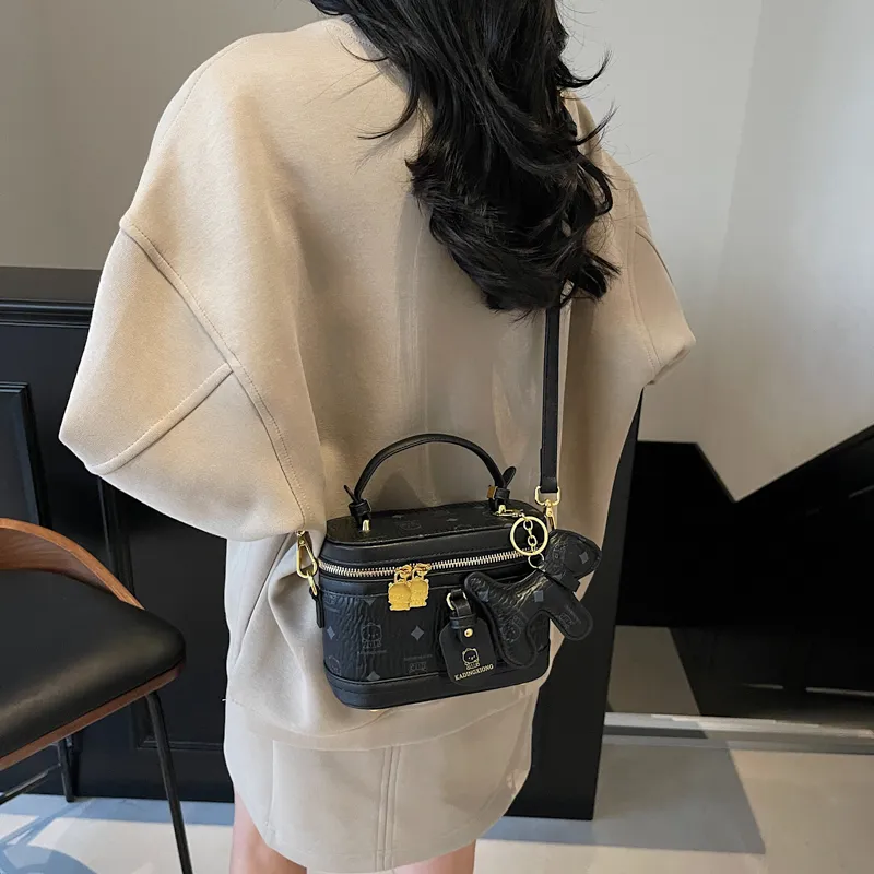 HCXK PU Fashion Shoulder Bag Crossbody Handbag Regular Women's Ecru/Black/White/Brown/Pink-22