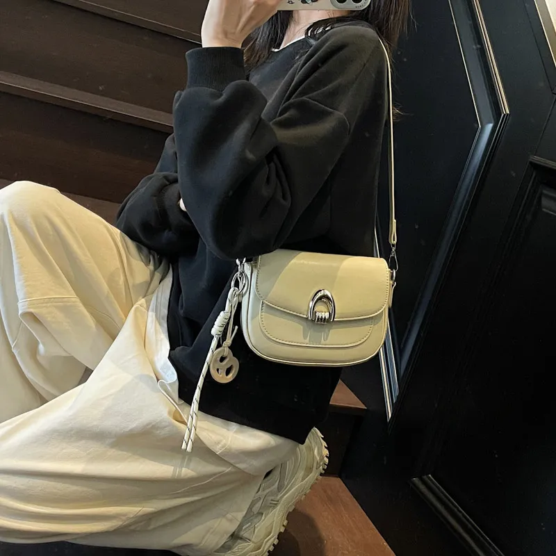 HCXK PU Shoulder Bag Regular Women's White/Black/Khaki/Coffee/Greige-21