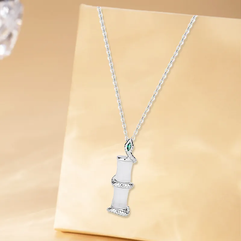D.K.X Glass Cat Eye Necklaces Women's-1