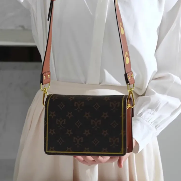 MISS GAIL Synthetic Leather One Shoulder Handbag, Crossbody Bag Regular Women's Monogram Brown/Monogram White-5
