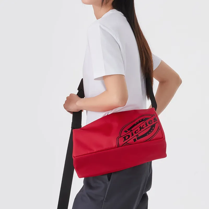 Dickies Polyester Cylinder Toast Bag Pillow Bag Shoulder Bag Commute Crossbody Bag Regular Unisex Black/Red-8