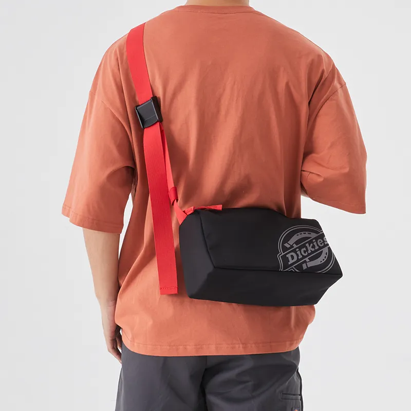 Dickies Polyester Cylinder Toast Bag Pillow Bag Shoulder Bag Commute Crossbody Bag Regular Unisex Black/Red-3