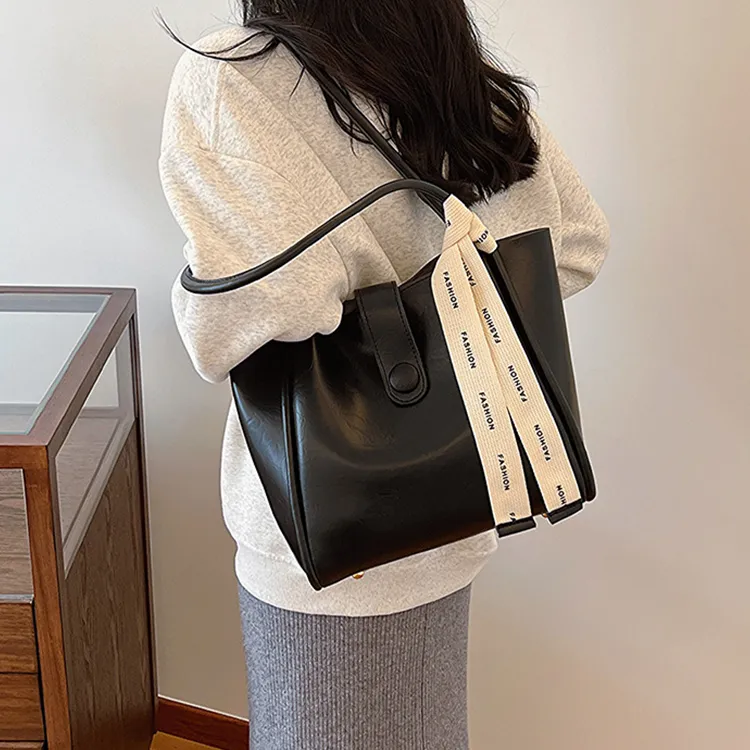 BETTERSAY PU Commute Bag, Tote Bag, Shopping Bag, Underarm Shoulder Bag Regular Women's Black/Coffee/Mud-3