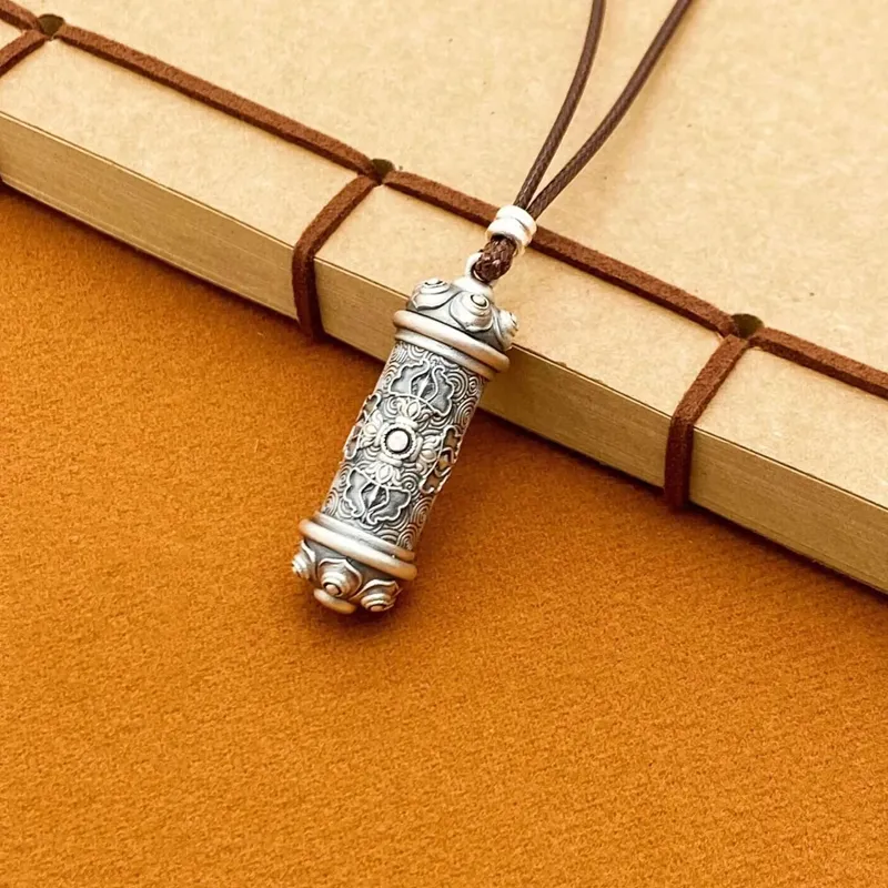 Old Qingyun Silver Building 999 Fine Silver Pendants Unisex-1