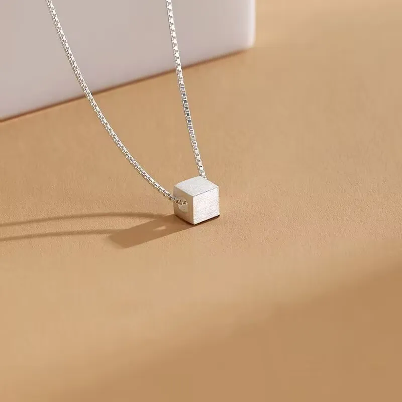 Old Qingyun Silver Building Sterling Silver 990 Necklaces Women's-1