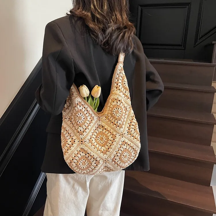 NOMK Straw Woven Shoulder Bag Women's Black/Khaki/Ecru-6