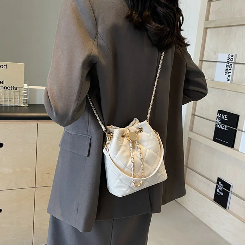 NOMK PU Bucket Bag, Underarm Bag, Shoulder Bag, Handbag Regular Women's Black/Ecru-25