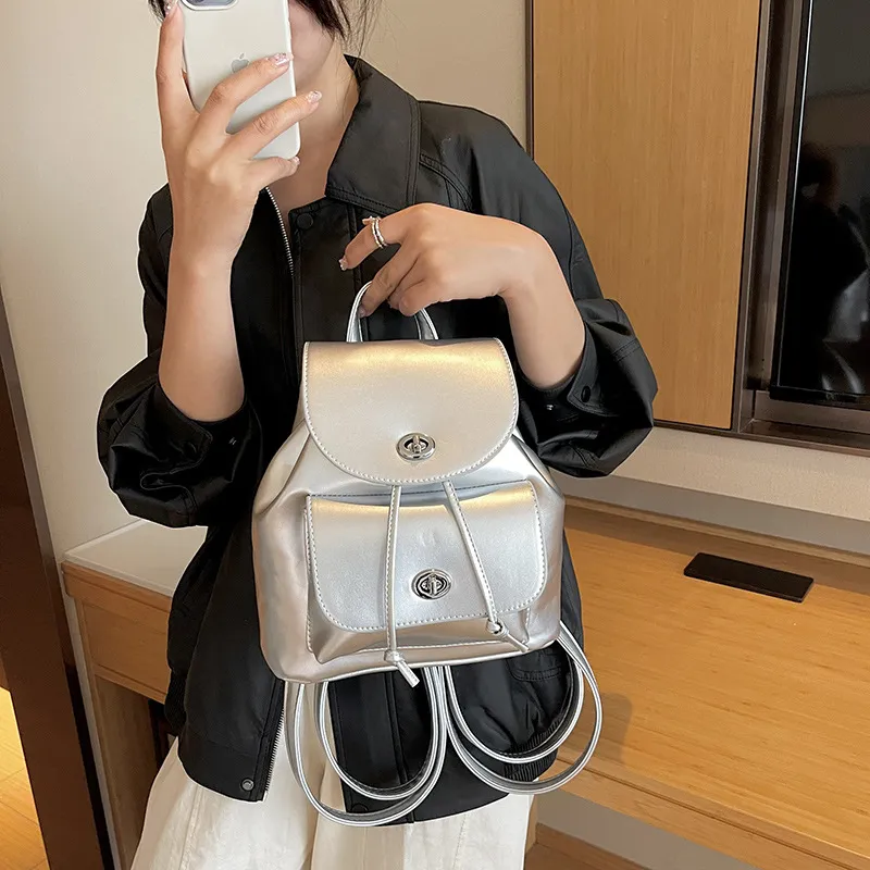 NOMK PU Chain Bag, Crossbody Bag, Shoulder Bag, Small Square Bag, Backpack Regular Women's Silver-8