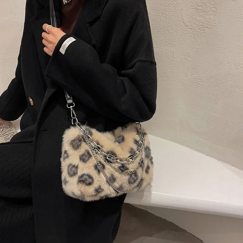 NOMK Plush Chain Bag, Shoulder Bag, Crossbody Bag Regular Women's White/Gray/Pink/Khaki-9