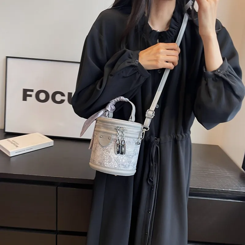 NOMK PU Shoulder Bag Crossbody Bag Handbag Bucket Bag Regular Women's Black/Gray/Pink-9