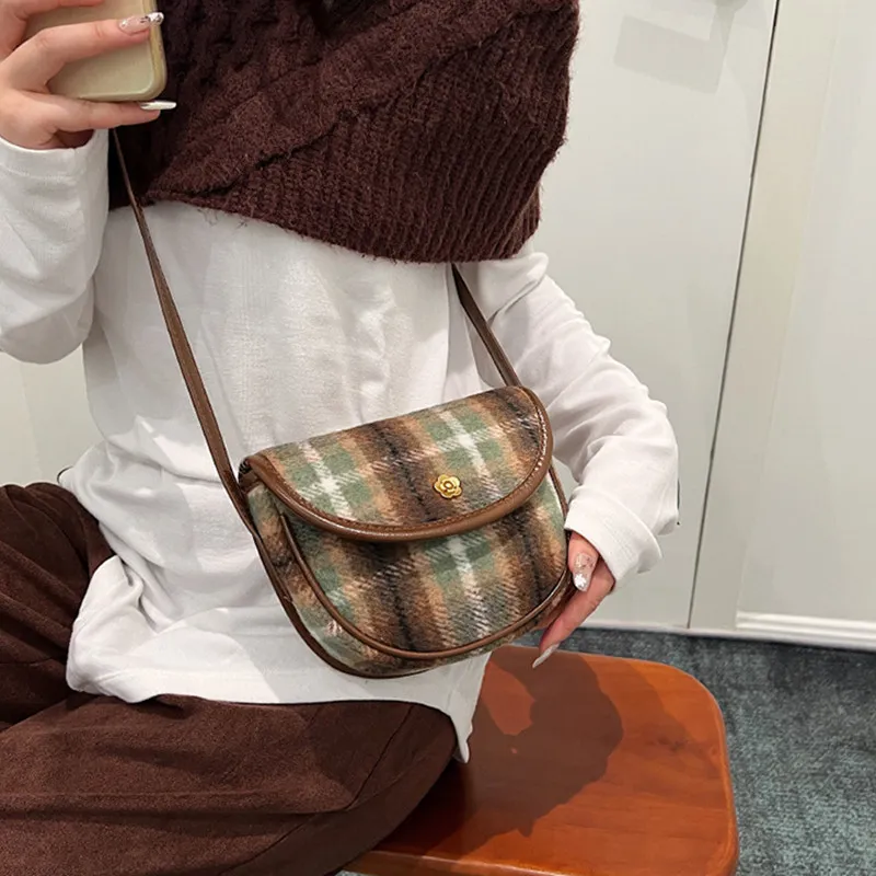 NOMK Crossbody Bags-9