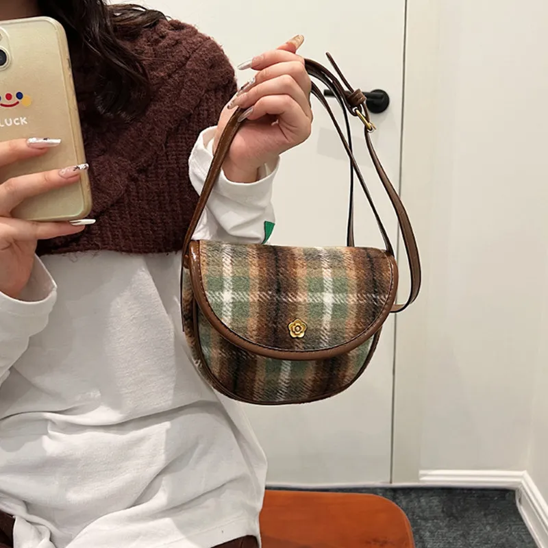 NOMK Crossbody Bags-11