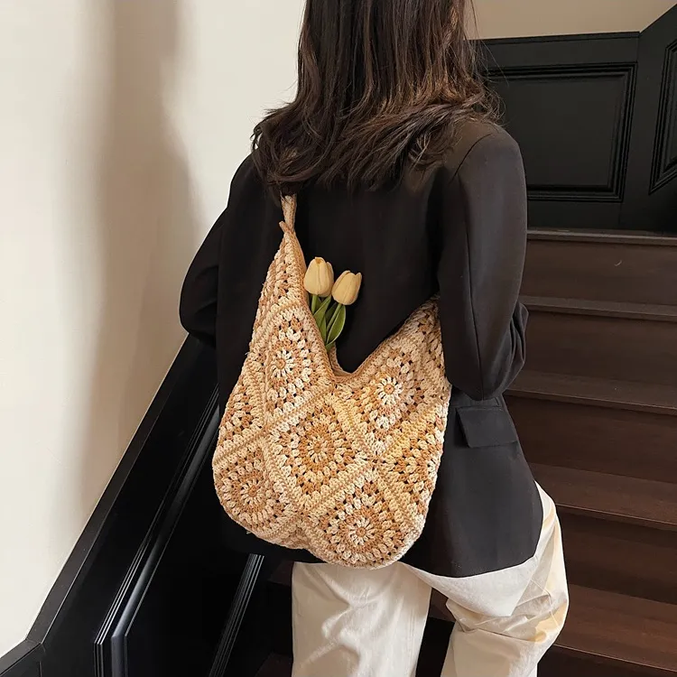 NOMK Straw Woven Shoulder Bag Women's Black/Khaki/Ecru-7