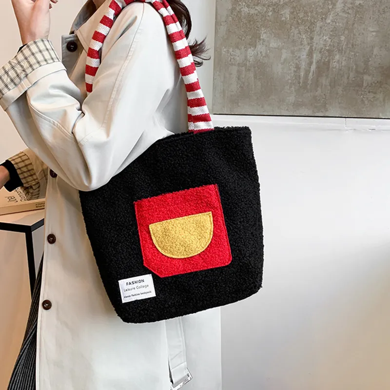 NOMK Lambswool Shoulder Bag Women's Black-5