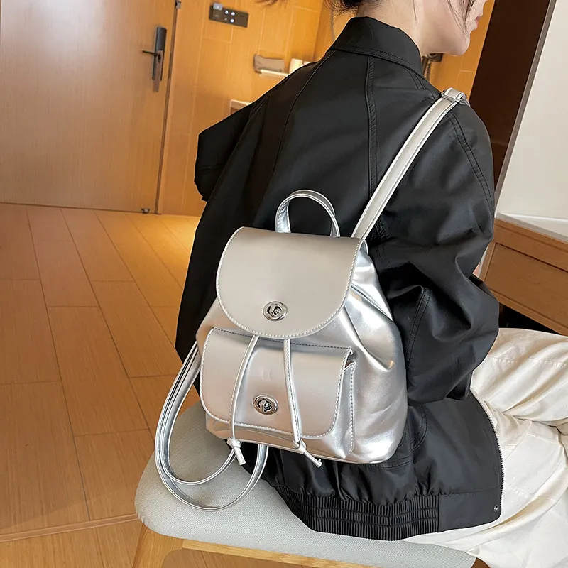 NOMK PU Chain Bag, Crossbody Bag, Shoulder Bag, Small Square Bag, Backpack Regular Women's Silver-9