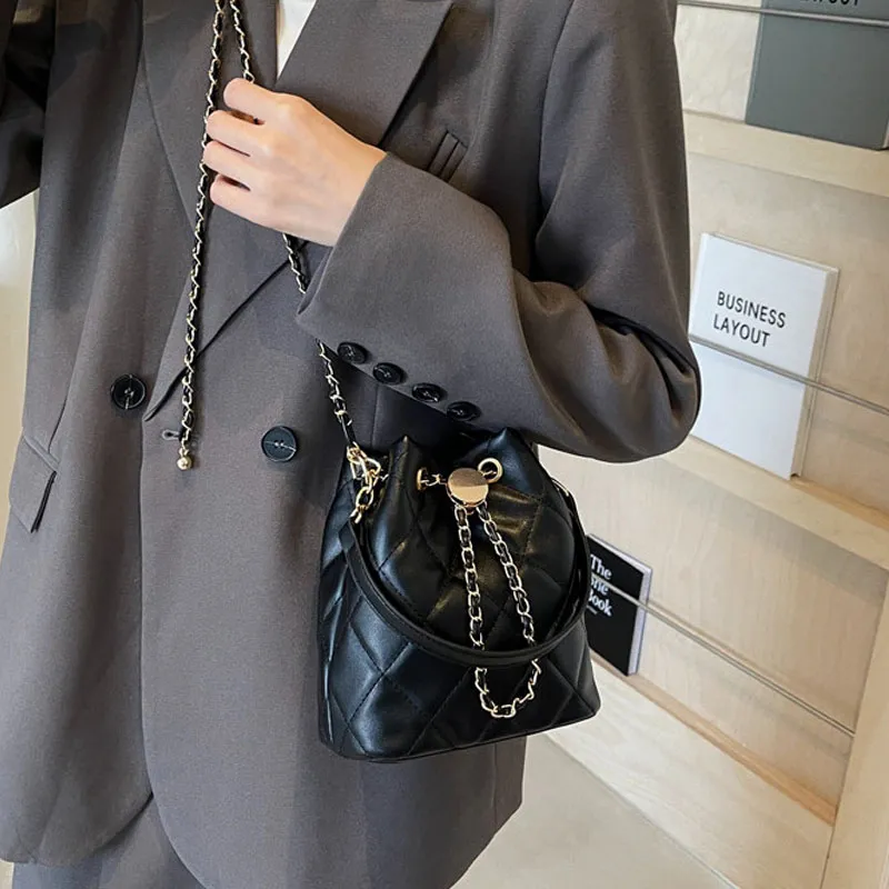 NOMK PU Bucket Bag, Underarm Bag, Shoulder Bag, Handbag Regular Women's Black/Ecru-20