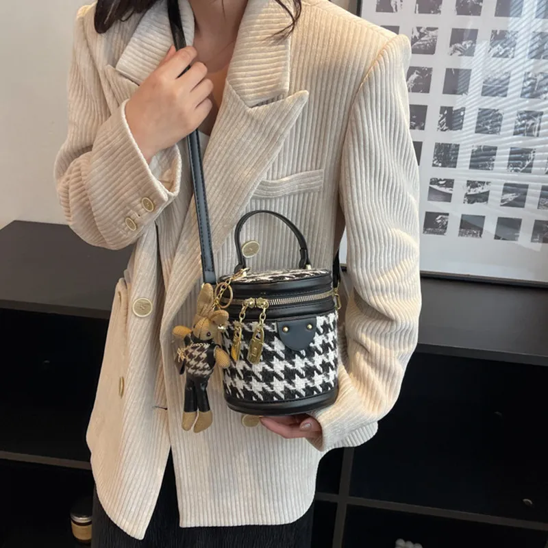 NOMK Canvas Bucket Bag, One Shoulder Handbag Regular Women's Black/Brown-12
