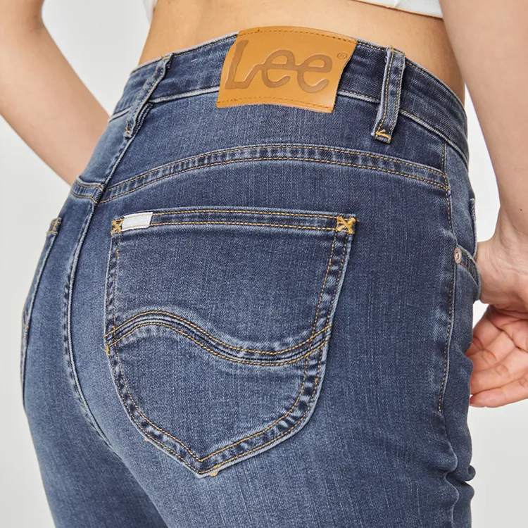 Lee Jeans Women's Medium Blue-6
