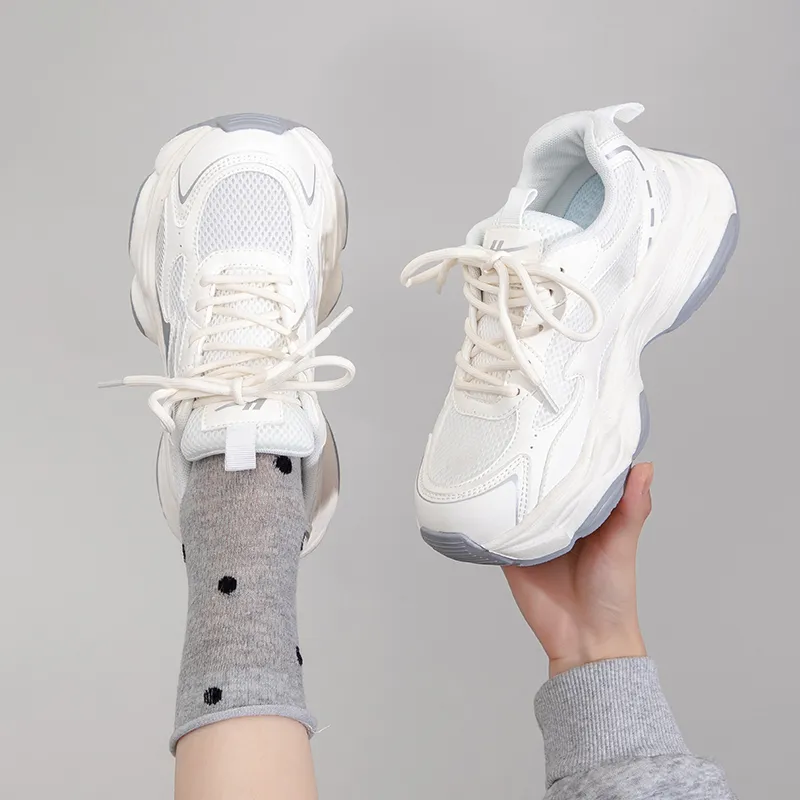 Warrior Warrior Wear Resistant Slip Resistant Coverage Low Top Chunky Sneakers Women's-10