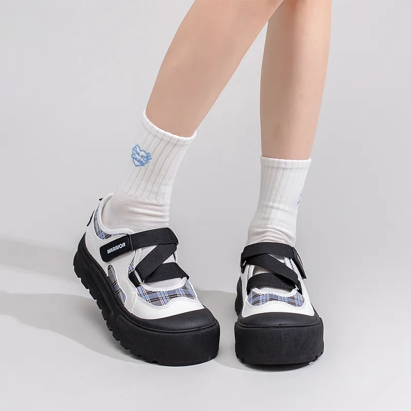 Warrior Abrasion Resistant Slip Resistant Low Top Casual Shoes Women's White Black-5
