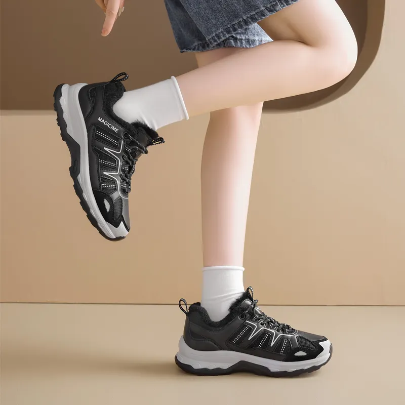 AGSDON Warm Height Increasing Low Top Hiking/Trekking Shoes Women's Black-3