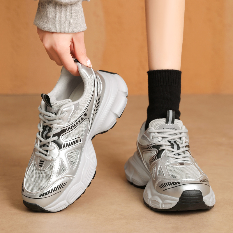 にょー On Running Cloudzone Sneakers | White | FARFETCH