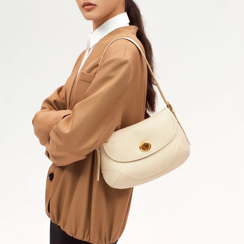 Simedin Cow Leather Saddle Bag Shoulder Bag Women's Ecru/Deep Black-1
