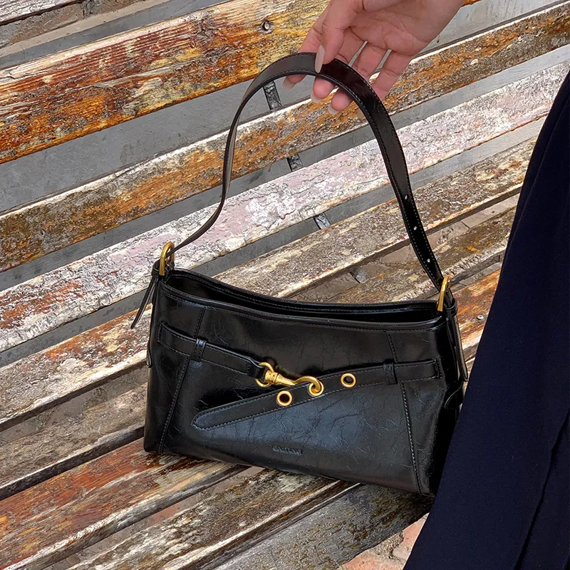 Simedin Cow Leather Shoulder Bag Medium Size Women's Ecru/Deep Black-7