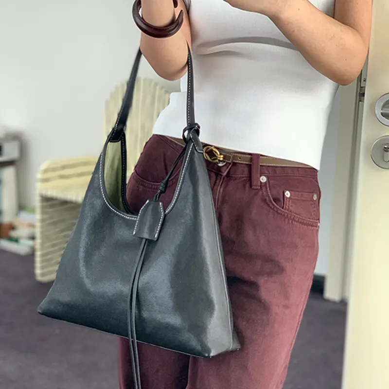 Simedin Top Grain Vegetable Tanned Cow Leather Tote Bag, Shoulder Bag Medium Size Women's Deep Black/Coffee Brown-5