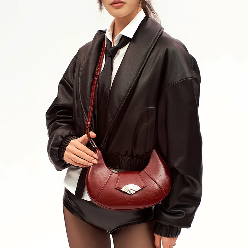 Simedin Cow Leather Commute Crescent Shoulder Bag Regular Women's Milk White/Deep Black/Ancora Red-8
