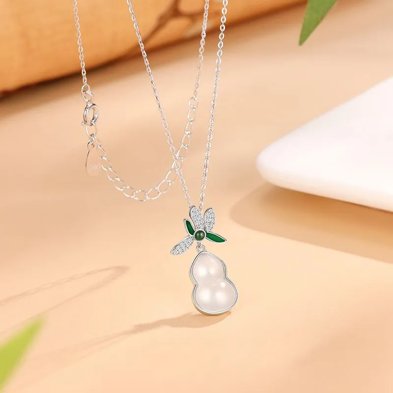 Zheng Baifu Chalcedony Necklaces Women's-1