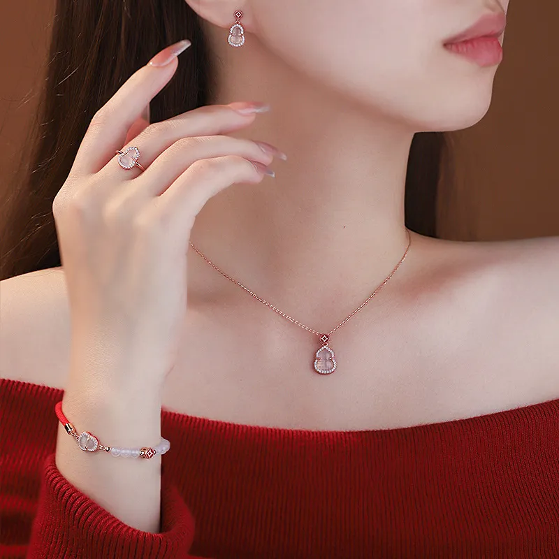 Zheng Baifu Chalcedony Necklaces Women's-2