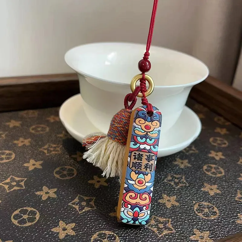 Zheng Baifu Sandalwood Pendants Unisex-3