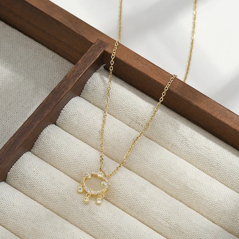 Zheng Baifu Glass Cat Eye Necklaces Women's-4