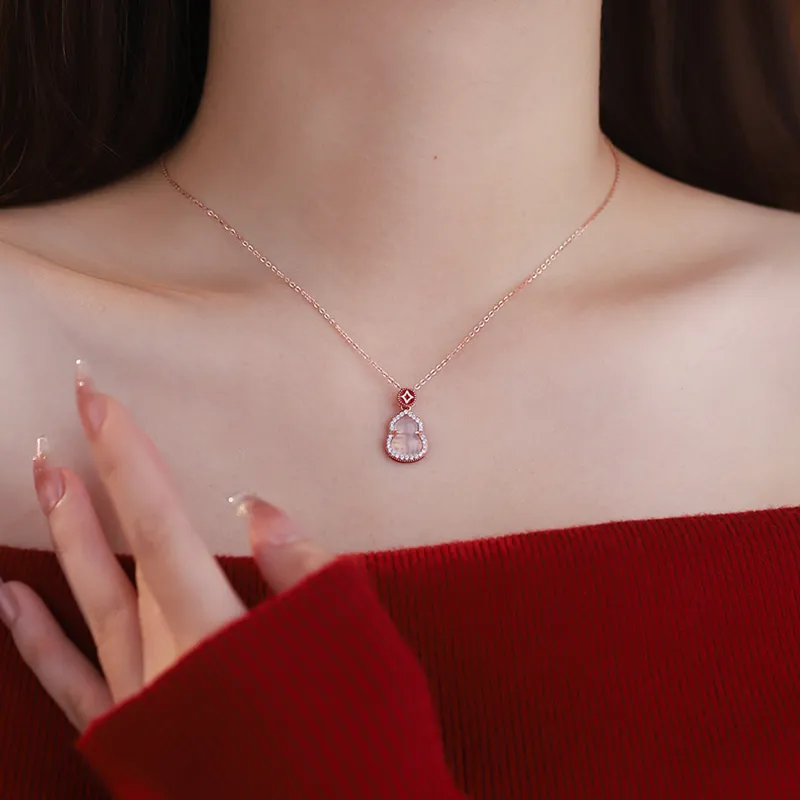 Zheng Baifu Chalcedony Necklaces Women's-1