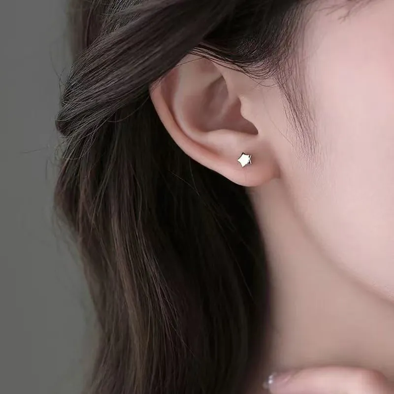 Daisy Dream 999 Fine Silver Stud Earrings Women's-2