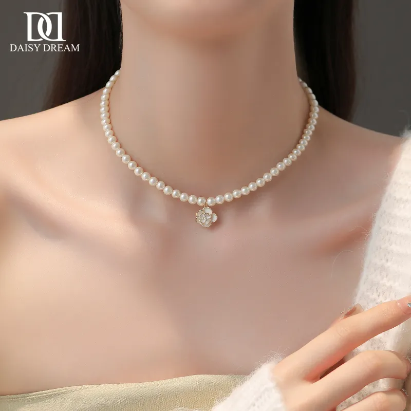 Daisy Dream Copper Necklaces Women's-1