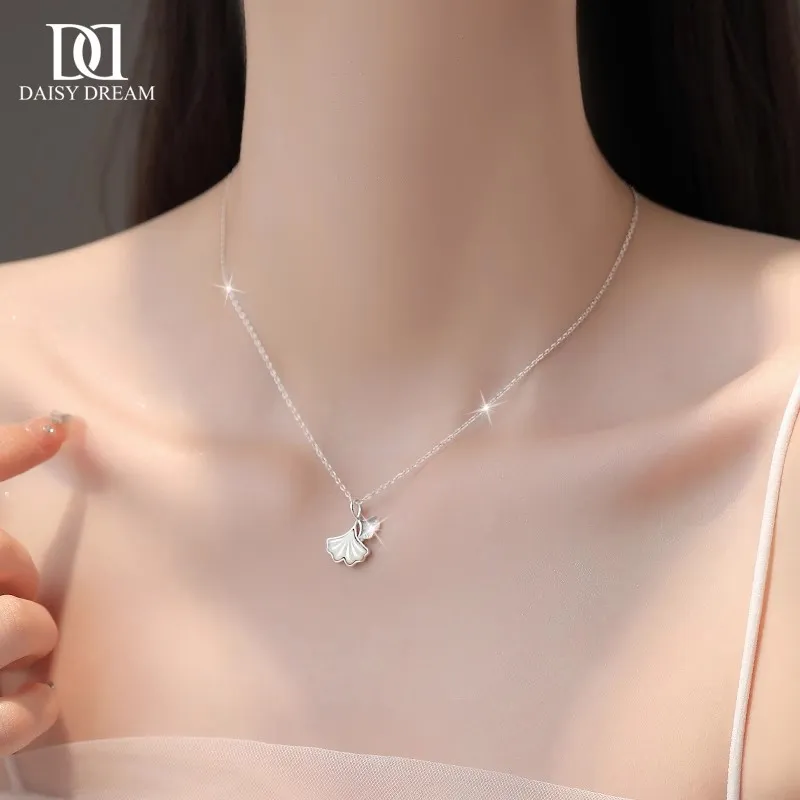 Daisy Dream 999 Fine Silver Necklaces Women's-2