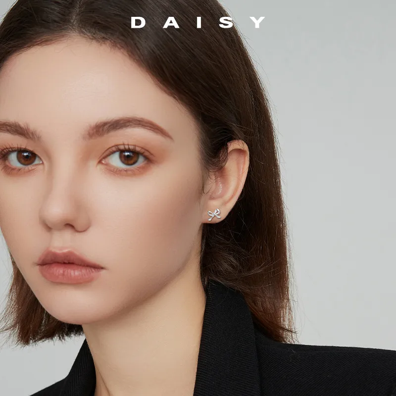 Daisy Dream 999 Fine Silver Stud Earrings Women's-3