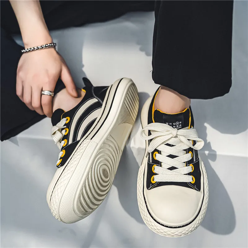 KEKAFU Breathable And Lightweight Low Top Canvas Shoes Men's-1
